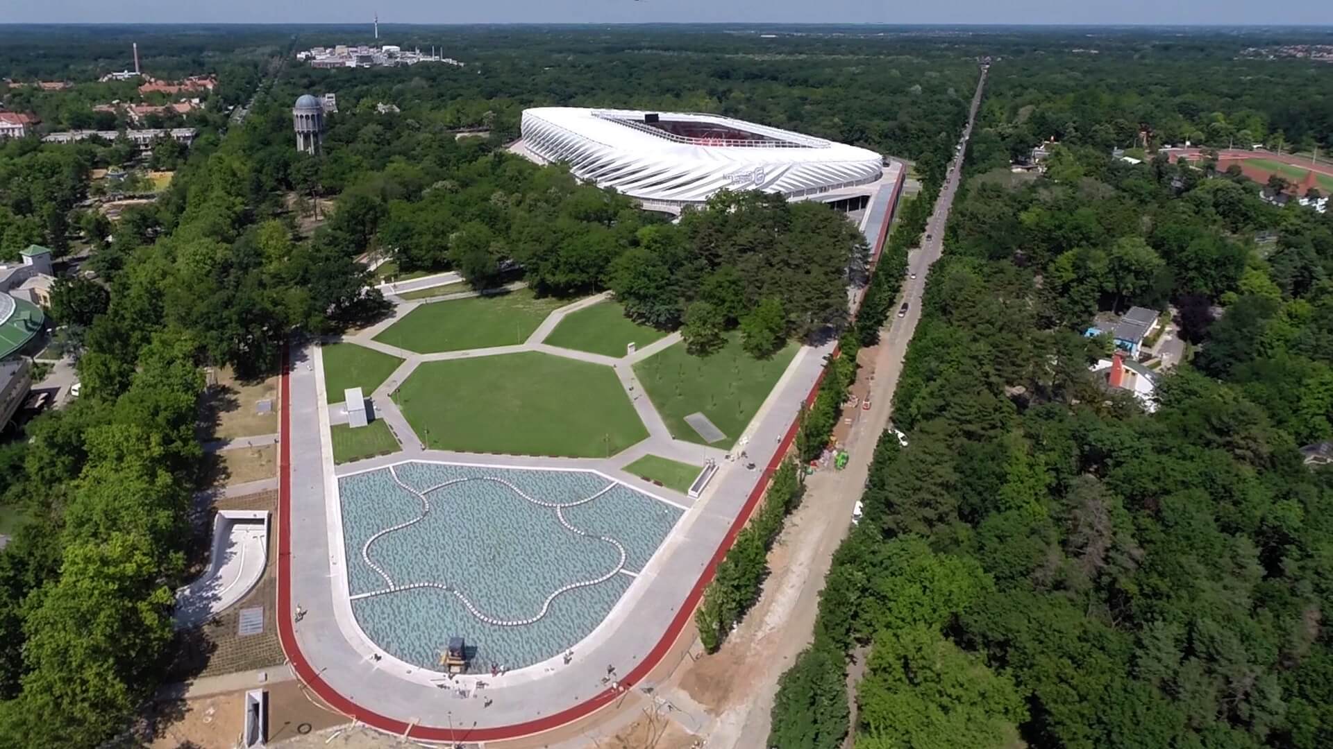 Debreceni Nagyerdei Stadion - BORD Építész Studió